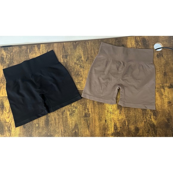 OQQ Pants - 2 Pack OQQ Women Seamless High Waisted Biker Shorts size L